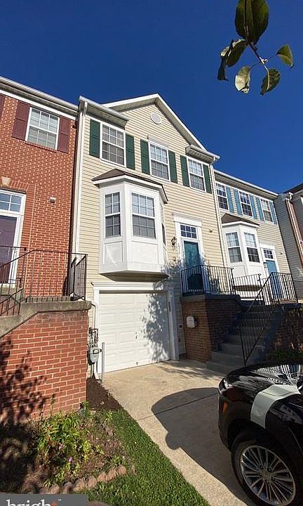 1st image of 3230 Halcyon Ct