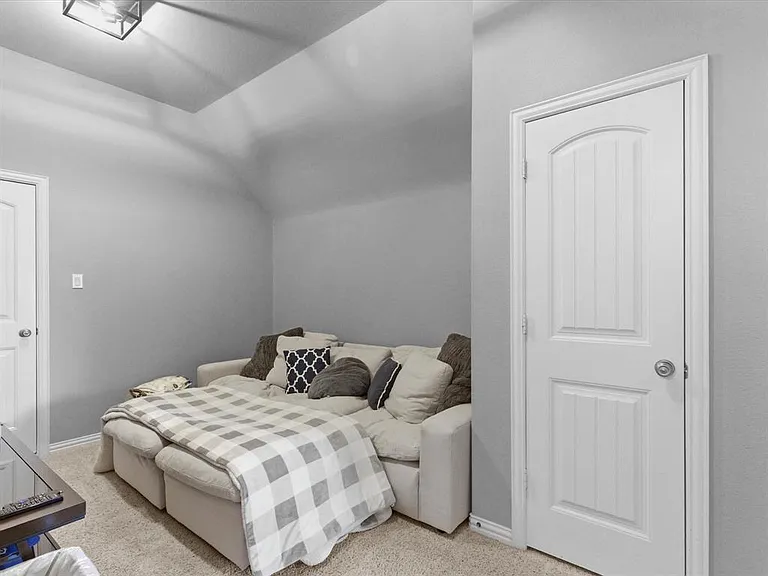 11145 Lamar Ln — Photo 14