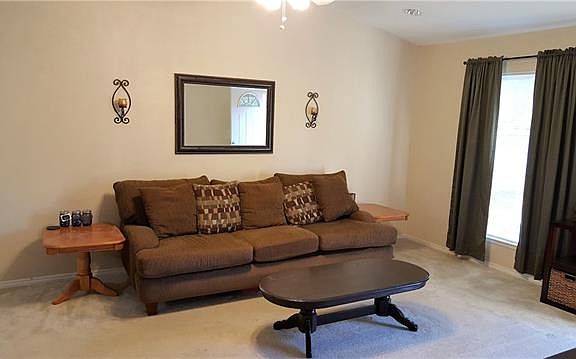 3rd image of 442 Woodmere Dr