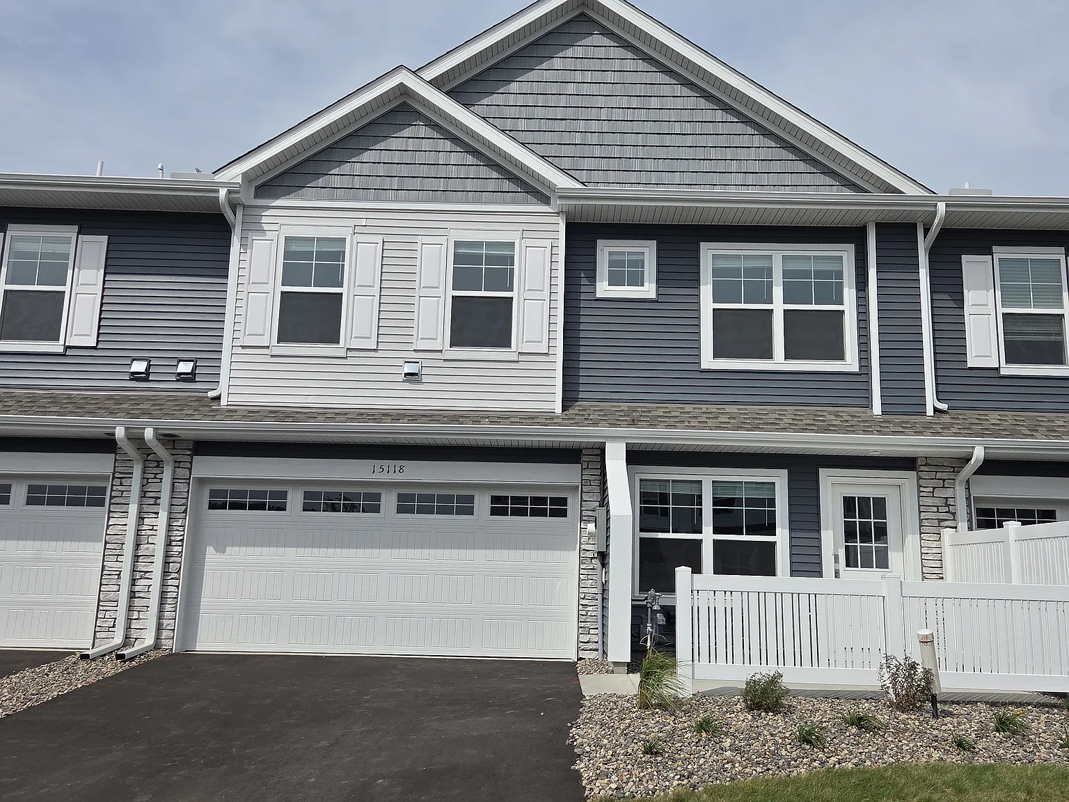 3 bed, 1782 sqft, $2,350 — Photo 1