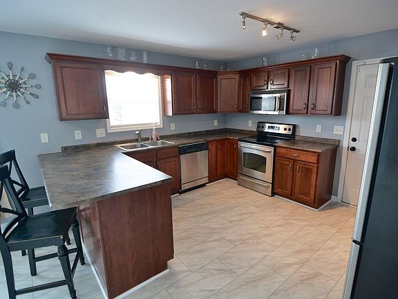 5th image of 2477 Hattington Dr