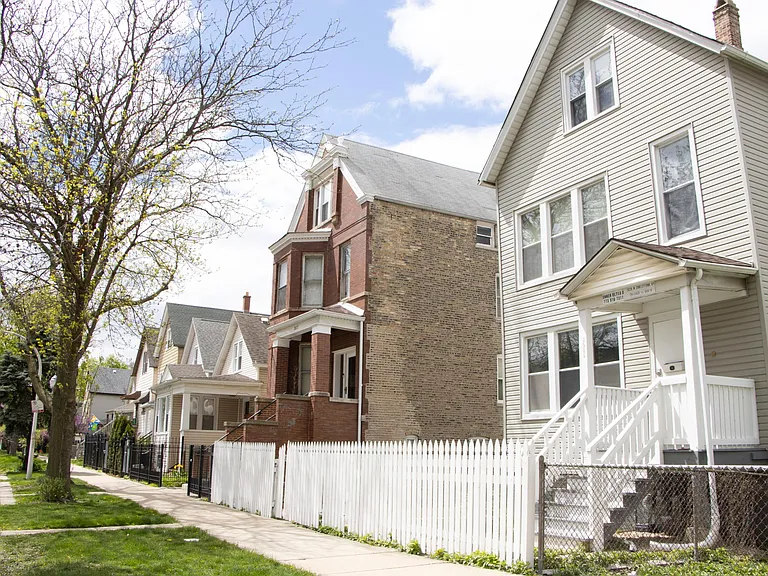 3028 N Christiana Ave #1 — Photo 1