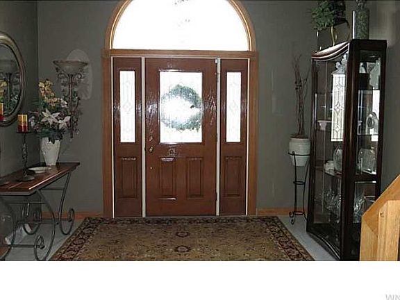 2nd image of 90 Riverwoods Dr