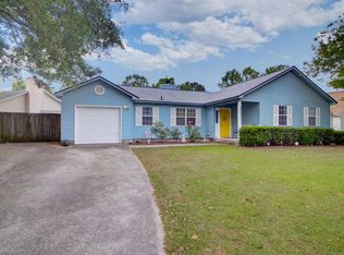 8551 Lake Marion Dr, Charleston, SC 29406