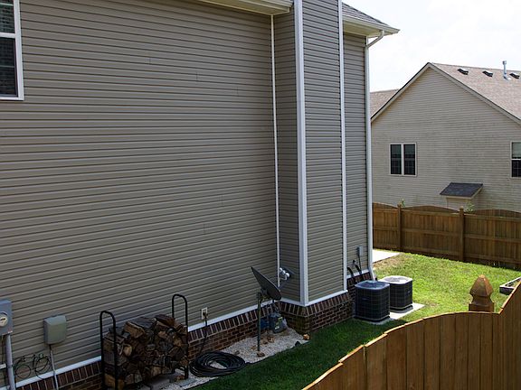 3rd image of 3406 Orange Blossom Ln