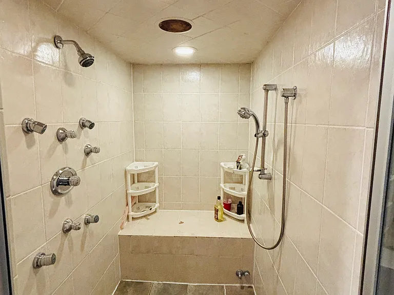5943 N East Circle Ave #1 — Photo 41