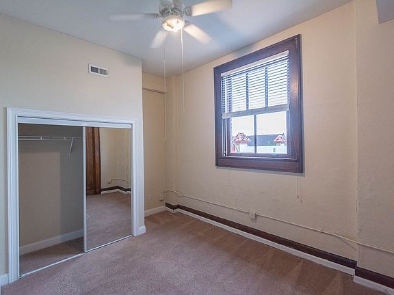 3rd image of 106 E Kirkwood Ave #301