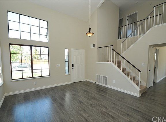 3rd image of 2447 Cimarron Dr