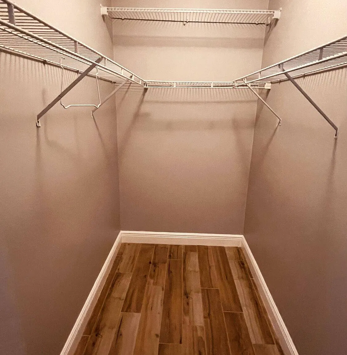 2 bed, 2.0 bath, 1264 sqft, $2,700 — Photo 3