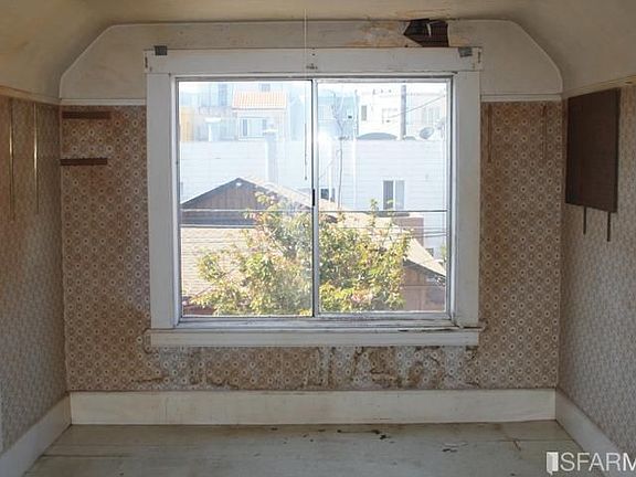 4th image of 28 Meda Ave