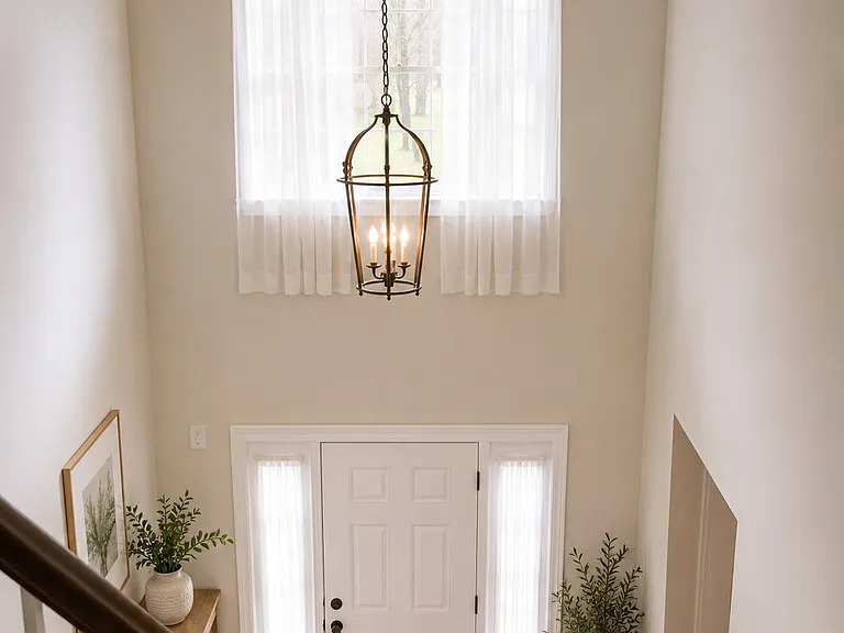16 Driftwood Ln — Photo 2