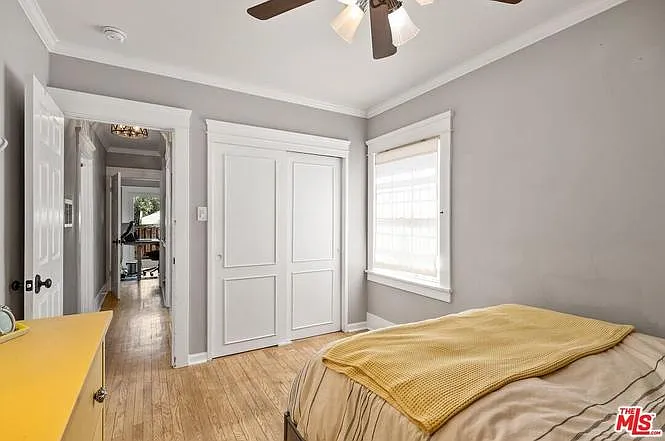422 S Benton Way — Photo 10