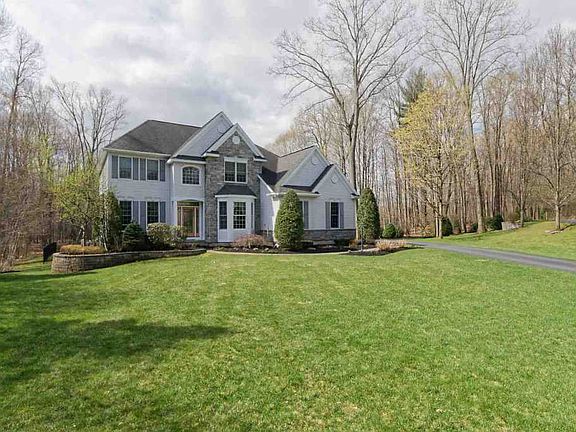 5th image of 6 Davenport Cir