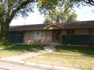 271 G St, Hampton, NE 68843