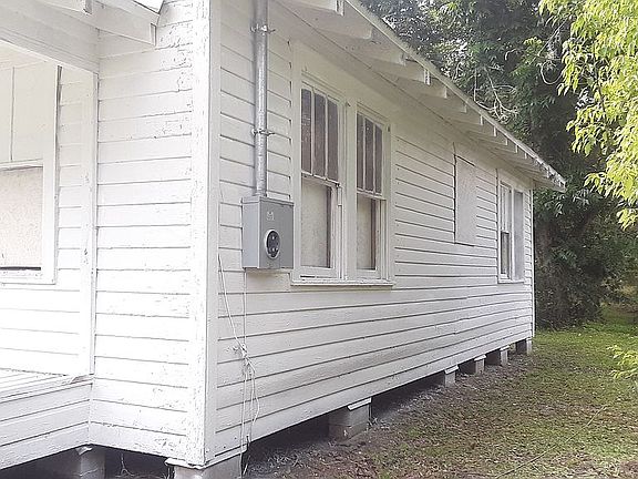 2nd image of 5528 Trout River Blvd