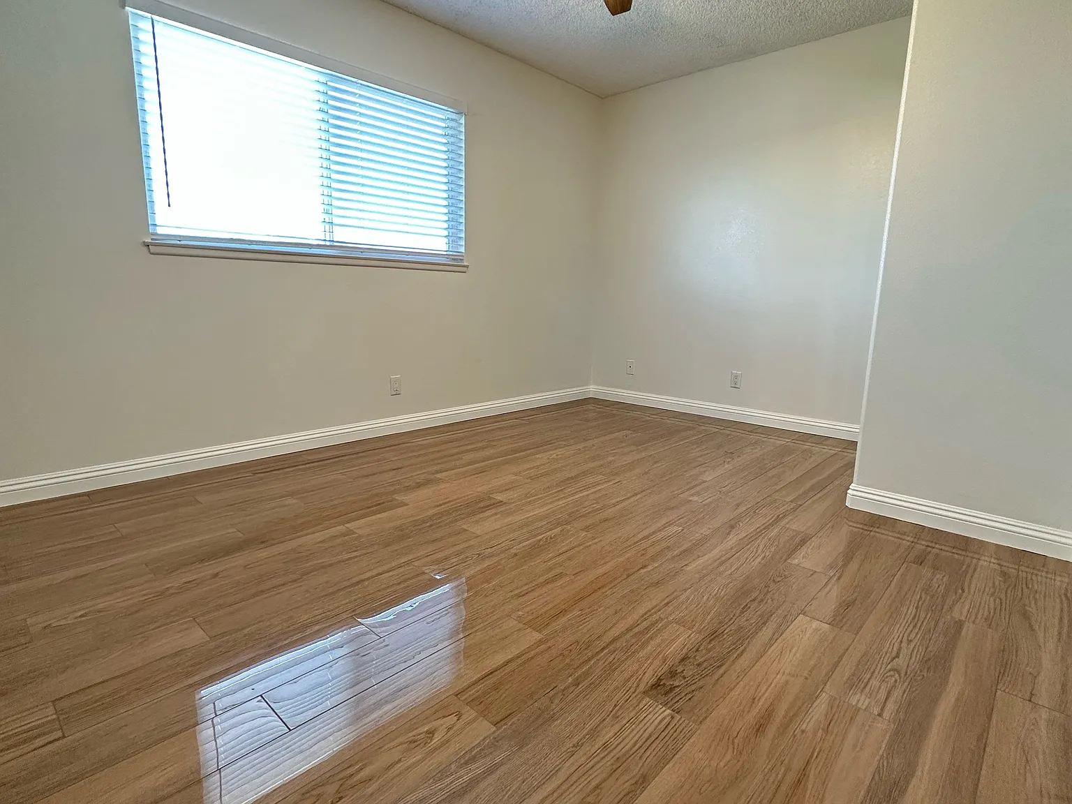 Five Harbors Dr, Huntington Beach — Photo 3