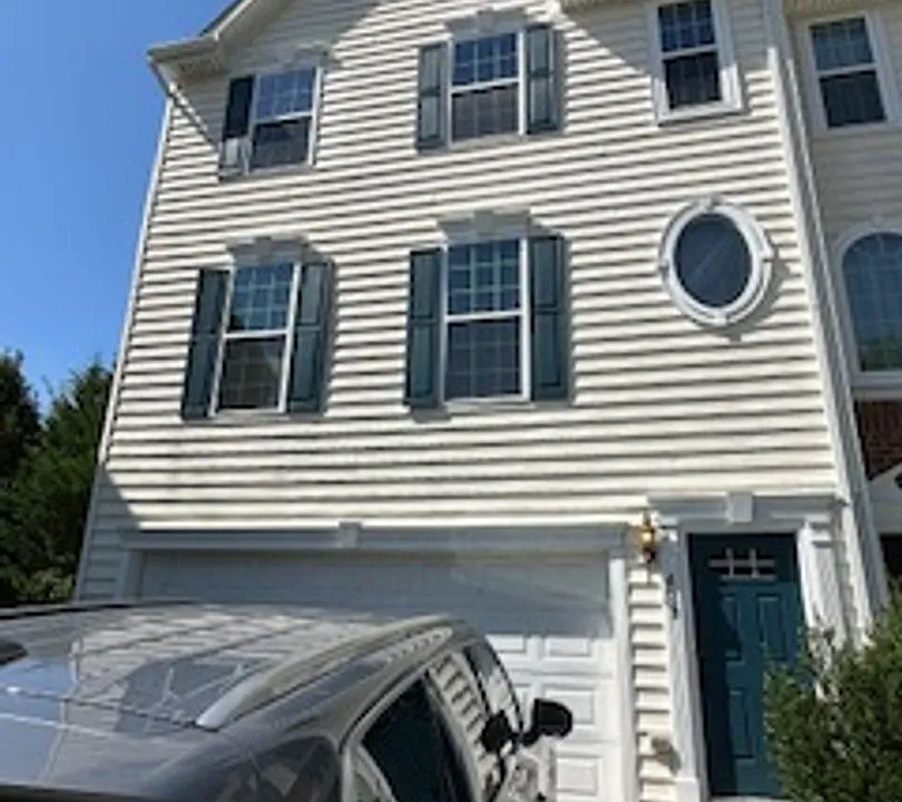 429 Scarecrow Ct