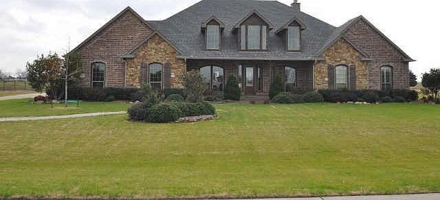 1st image of 3016 Wanda Ln
