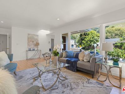 1669 N Beverly Dr, Beverly Hills, CA, 90210
