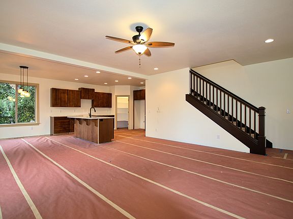 Spacious great room