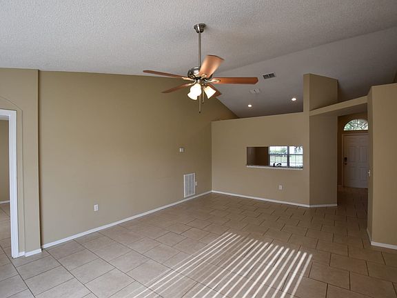3rd image of 1678 Taylor Brooke Dr