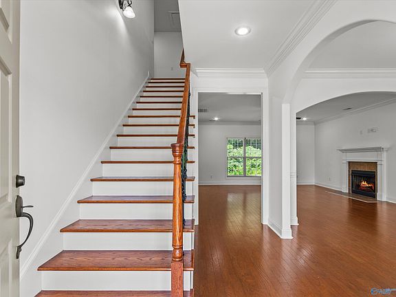 5th image of 3000 Lakeside Trail Cir SW