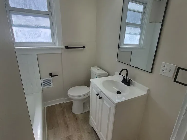 1400 Hill Ave — Photo 12