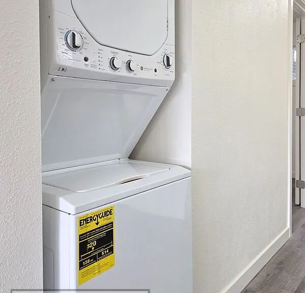 12345 SW Hall Blvd #5 — Photo 4