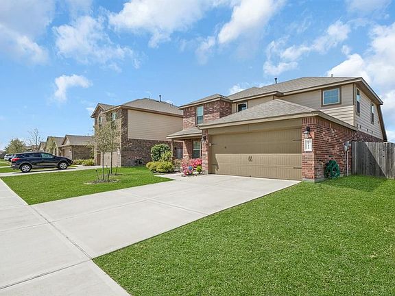 2nd image of 6914 Ithaca Heights Ln