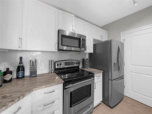 4th image of 325 E Paces Ferry Rd NE APT 504