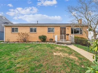 28 Frick Ave, Irwin, PA 15642
