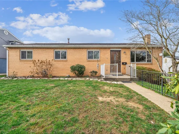 28 Frick Ave, Irwin, PA 15642