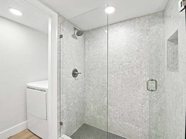 2695 Albatross Rd N #100 — Photo 13