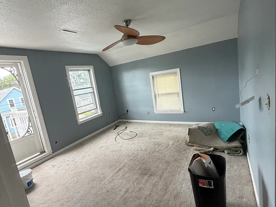 48 East St #2