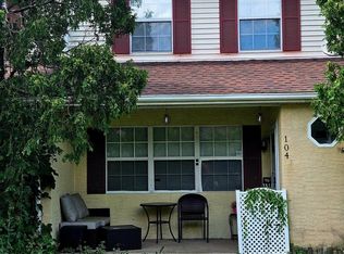 104 Laurel Ct, Quakertown, PA 18951