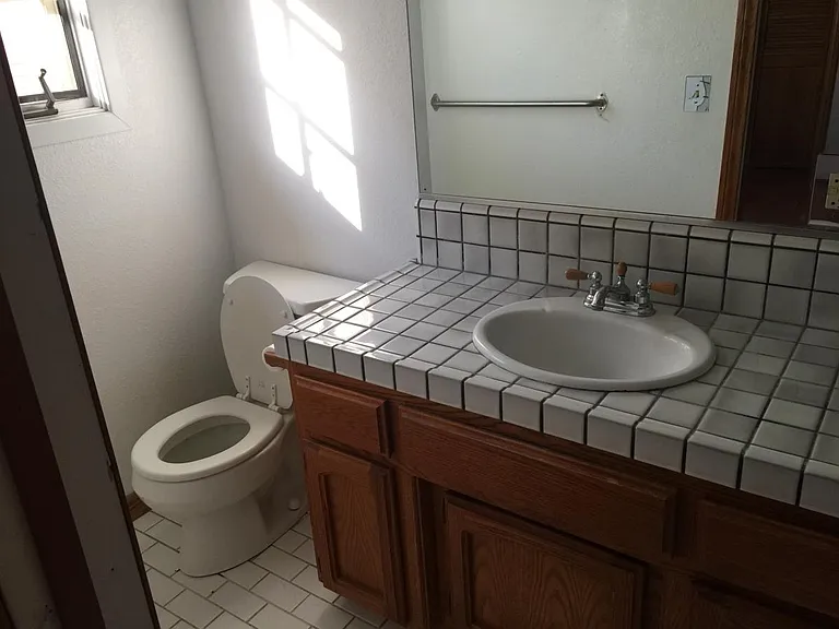 102 Santa Cruz Way — Photo 16