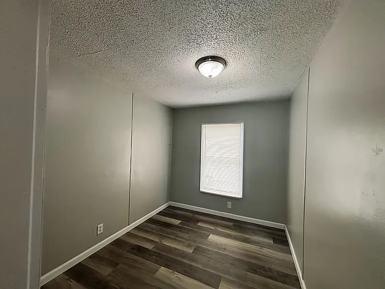 7013 Timber Rdg N — Photo 6