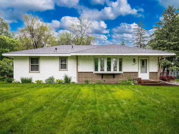 11627 Yukon St NW, Coon Rapids, MN 55433