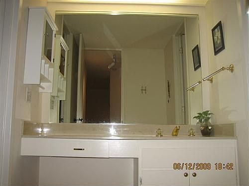 3rd image of 7107 Shelter Creek Ln