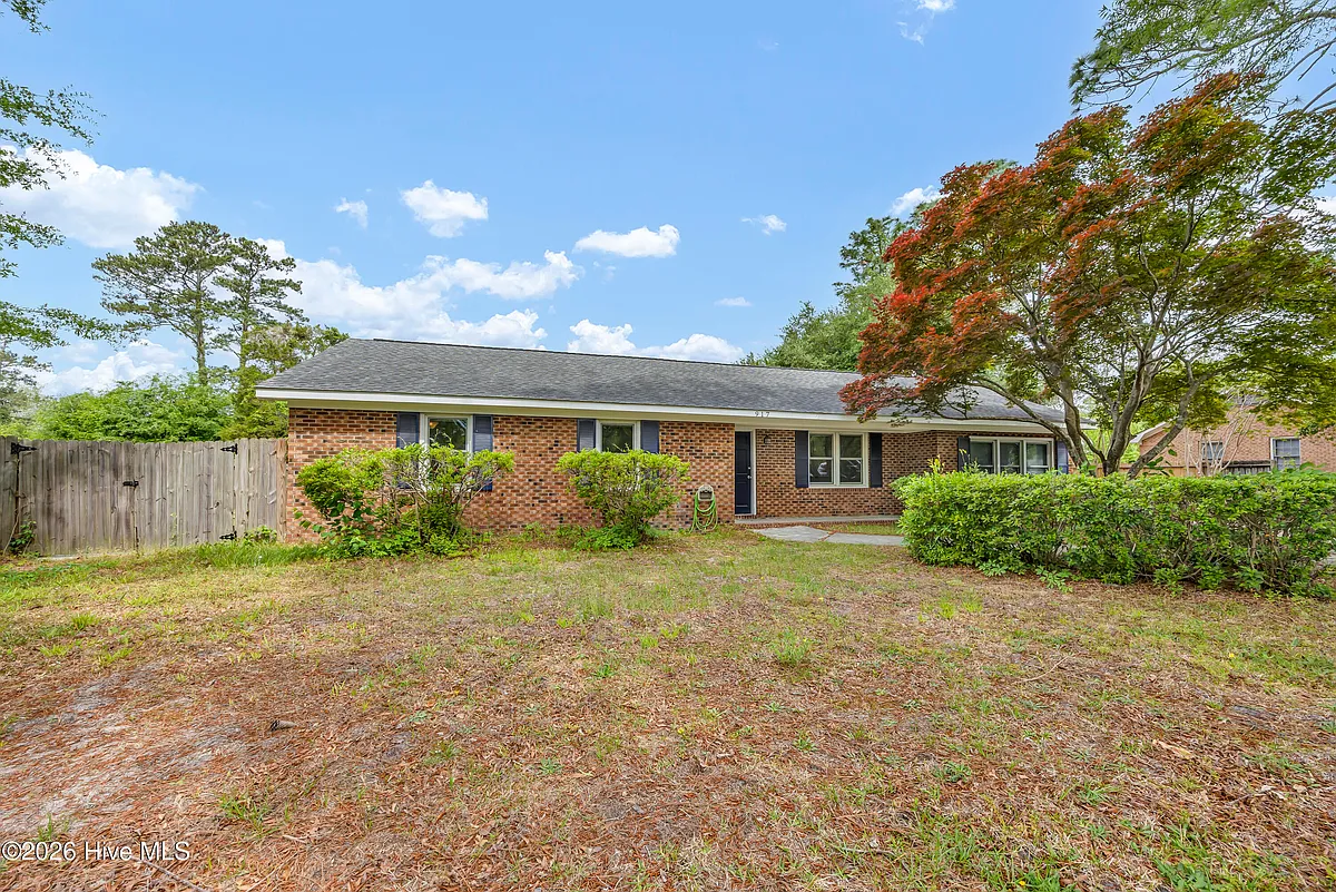 Building Photo - 917 Wordsworth Dr