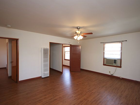 4th image of 913 S Olive Avenue Alhambra Cir #1/2