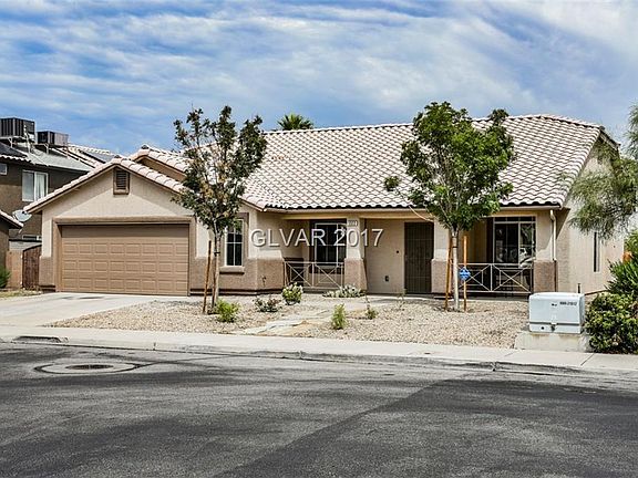 3rd image of 1322 Passiflora Dr