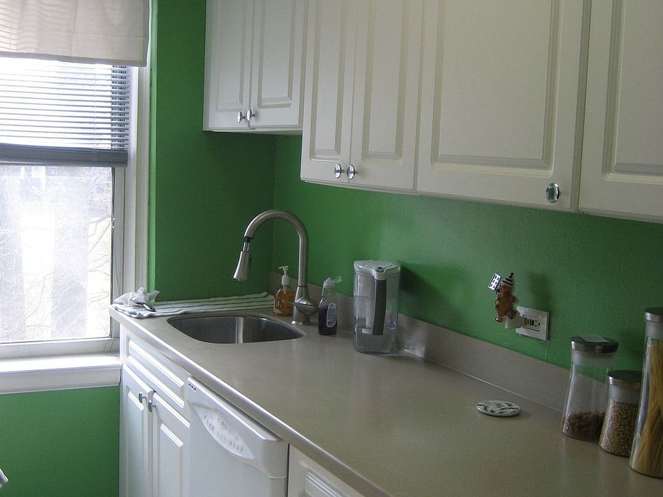1st image of 120 Woodside Grn APT 2A