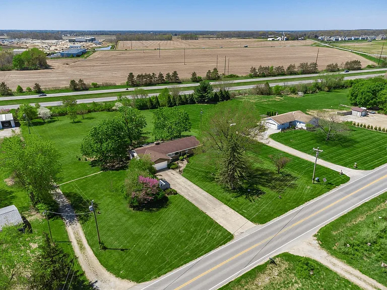 8841 Mitchell Dewitt Rd — Photo 2