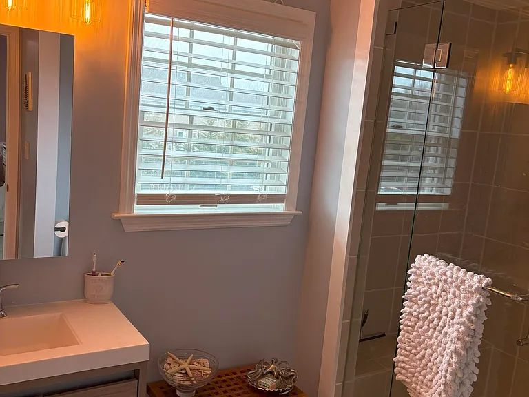711 Mount Pl — Photo 34