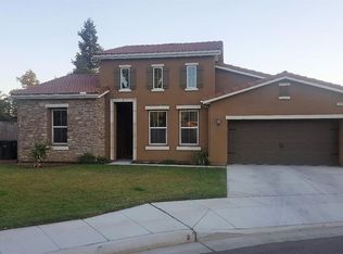 2034 Rialto Ave, Clovis, CA 93611