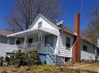 19 3rd St, Ligonier, PA 15658
