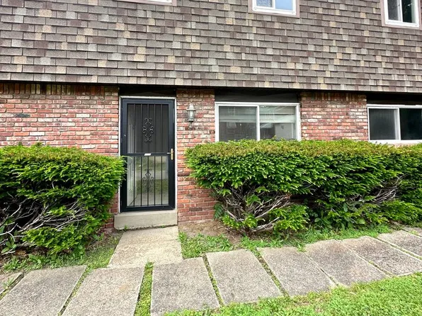 3305 W Run Rd, Homestead, PA 15120