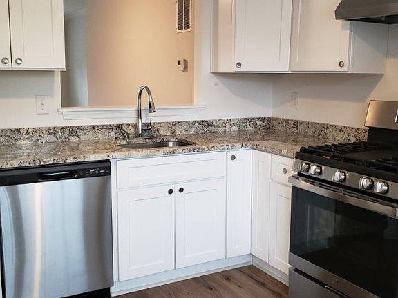 5th image of 17945 Milroy Dr