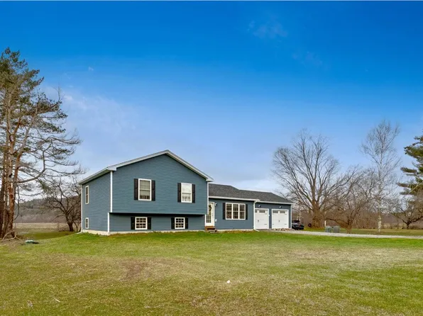 207 Main Street, Fairfax, VT 05444